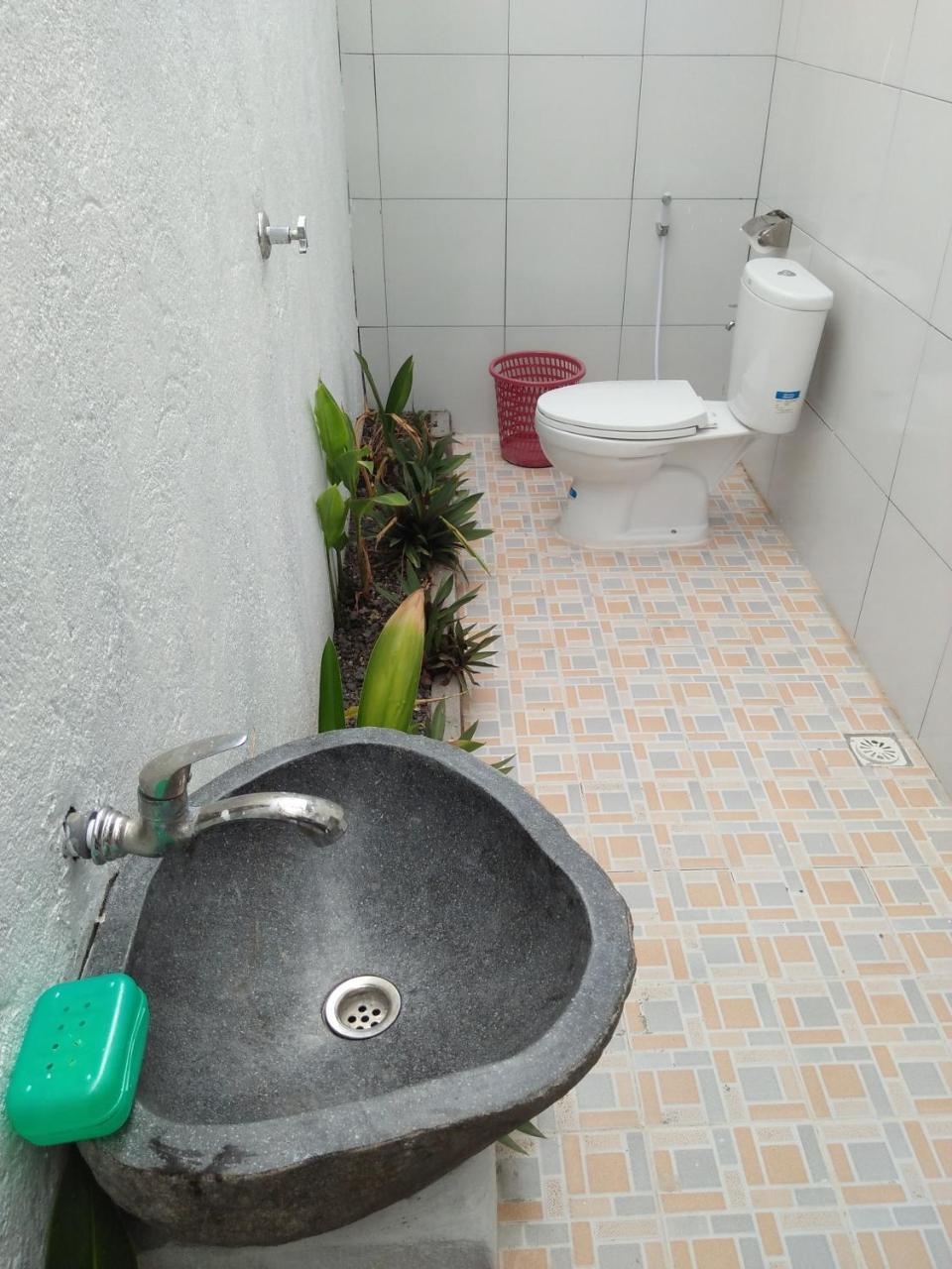 Kuta  Chemel Homestay מראה חיצוני תמונה